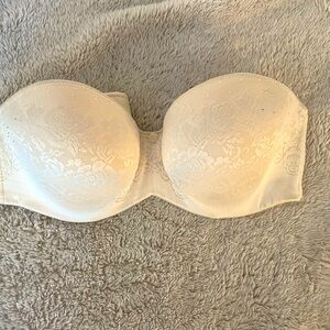 Great support wide band strapless bra